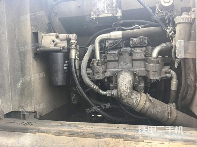 液压泵斜45 左(大件舱室) 液压泵斜45 左(大件舱室)