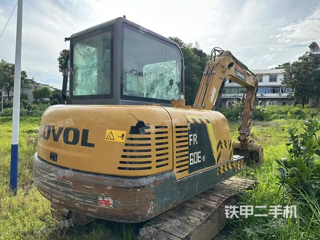 整机右后45°(整机外观) 整机右后45°(整机外观)