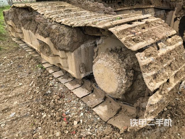 右侧行走马达盖板（行走机构）