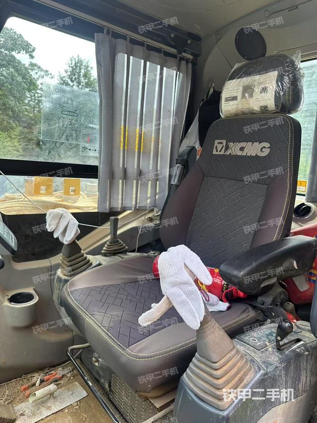 驾驶室整体（整机外观）