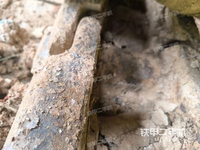 左侧履带整体 （行走机构）