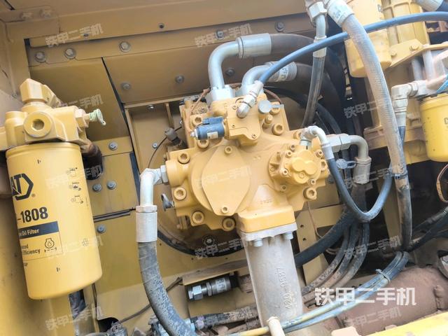 液压泵室（大件舱室）