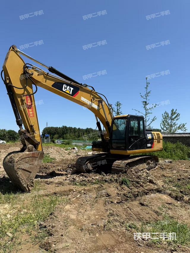 卡特彼勒320D2液壓挖掘機(jī)