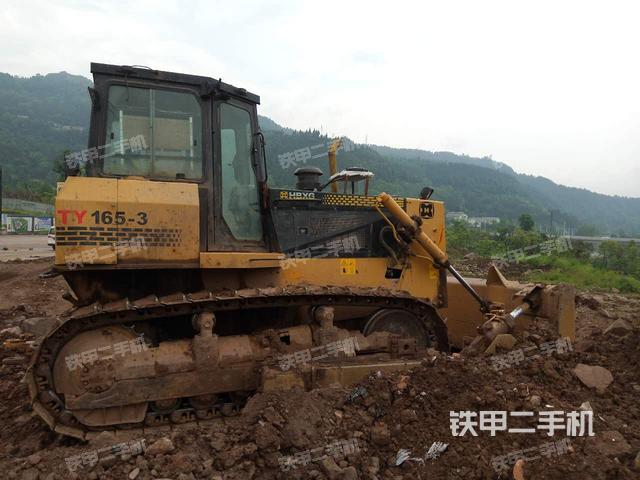 整机右侧（设备外观及核心部件）