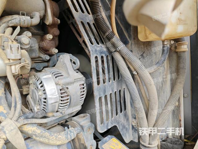 水箱+风扇特写(上车部件) 水箱+风扇特写(上车部件)