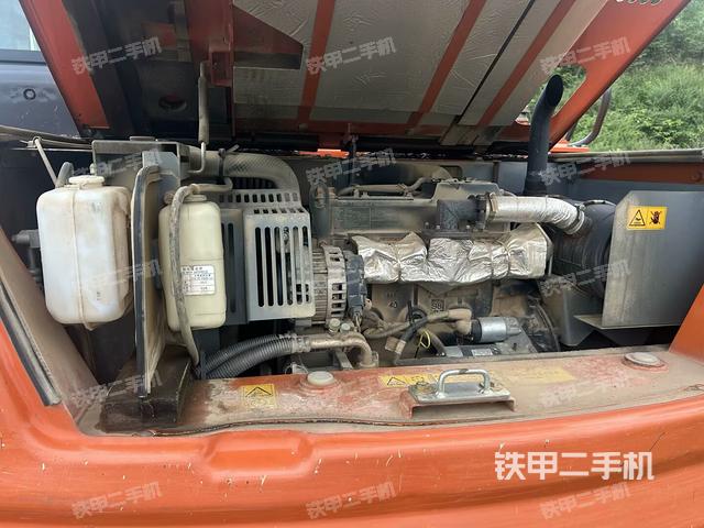 发动机整体俯视(整机外观) 发动机整体俯视(整机外观)