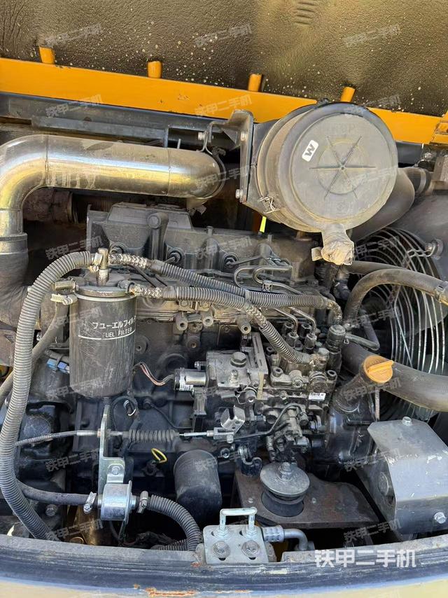 发动机整体俯视(整机外观) 发动机整体俯视(整机外观)