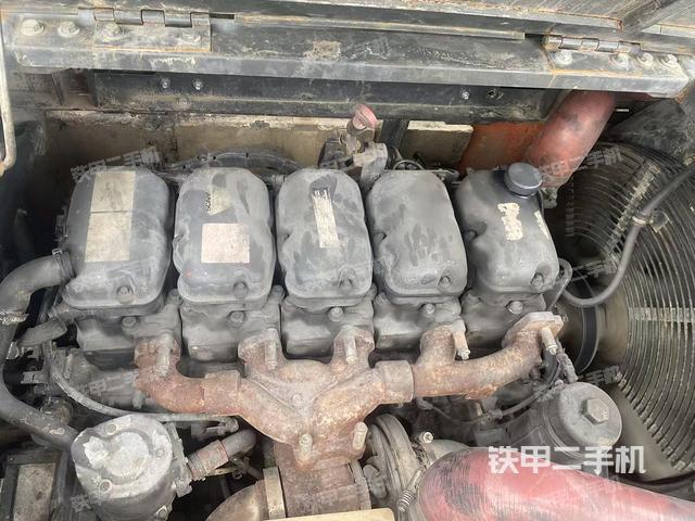 發(fā)動機整體俯視（整機外觀）