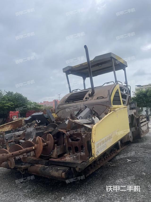 整機(jī)右后45°（設(shè)備外觀及核心部件）