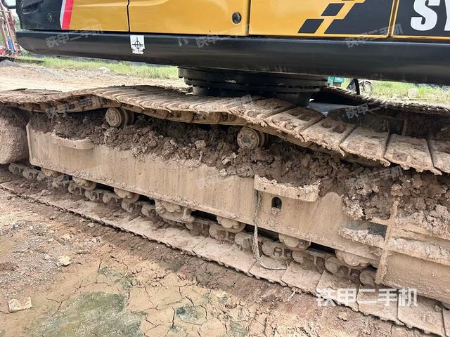 右驱动轮(行走机构) 右驱动轮(行走机构)