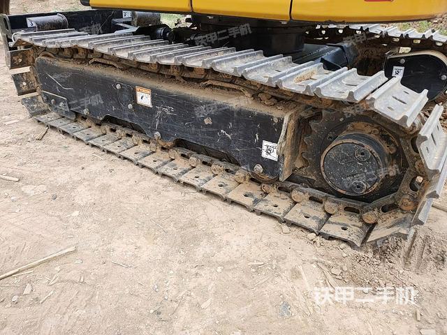 单侧履带整体（整机外观）