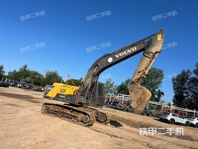 沃爾沃EC210D挖掘機(jī)