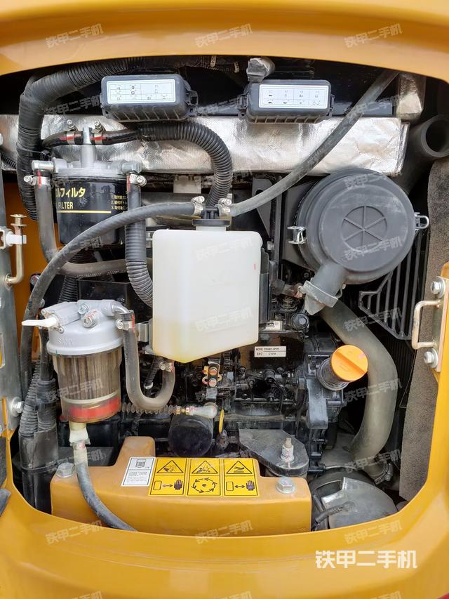 发动机整体俯视（整机外观）