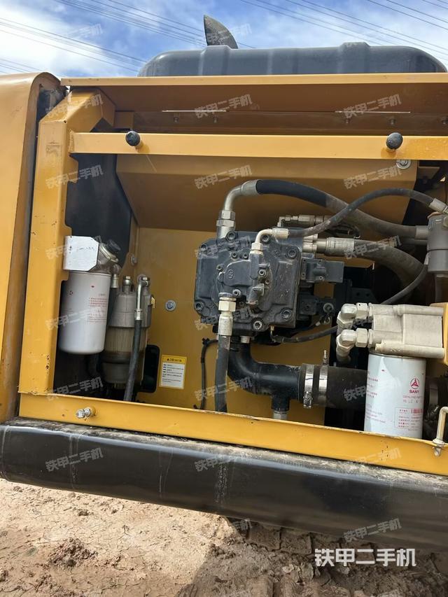 电瓶(大件舱室) 电瓶(大件舱室)