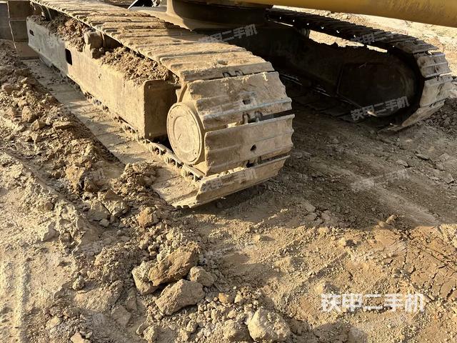 单侧履带整体（整机外观）