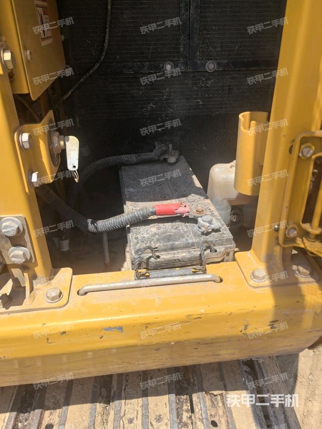 电瓶(大件舱室) 电瓶(大件舱室)