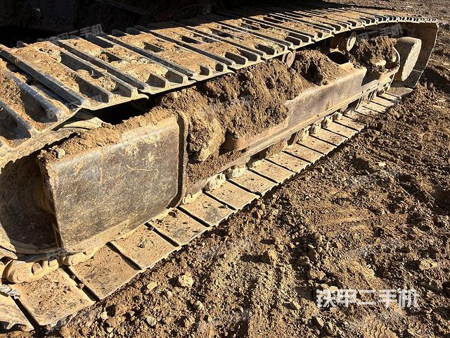 单侧履带整体（整机外观）