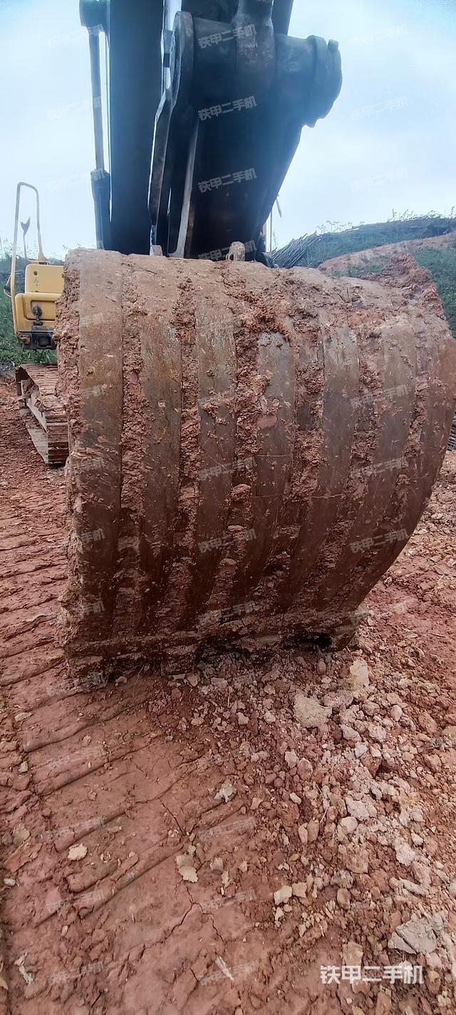 大臂整体 右侧（工作和回转装置）