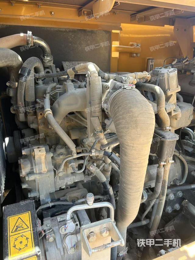 发动机整体俯视（整机外观）