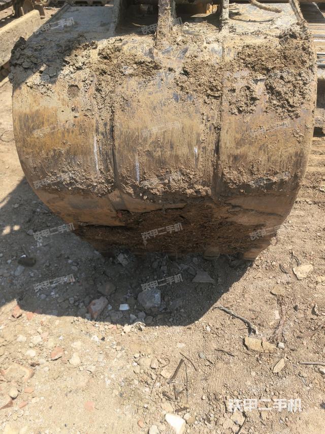 铲斗45度(工作和回转装置) 铲斗45度(工作和回转装置)