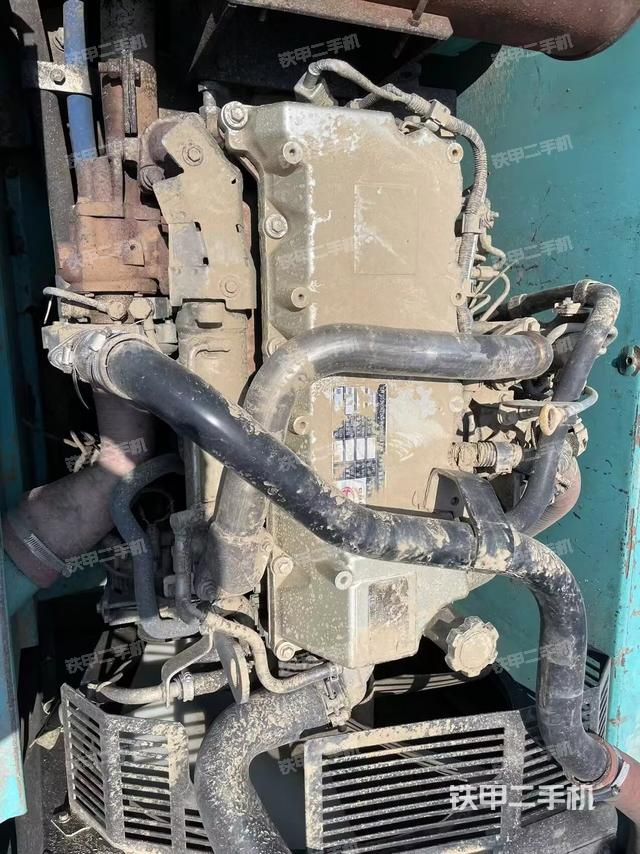 发动机整体俯视(整机外观) 发动机整体俯视(整机外观)