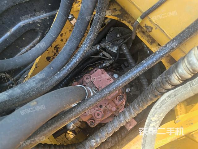 回转马达(上车部件) 回转马达(上车部件)