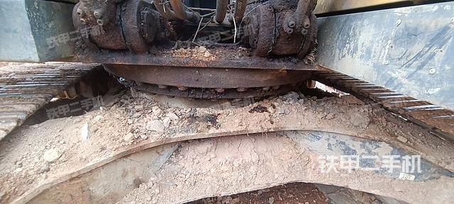 大臂根部 斜视（工作和回转装置）