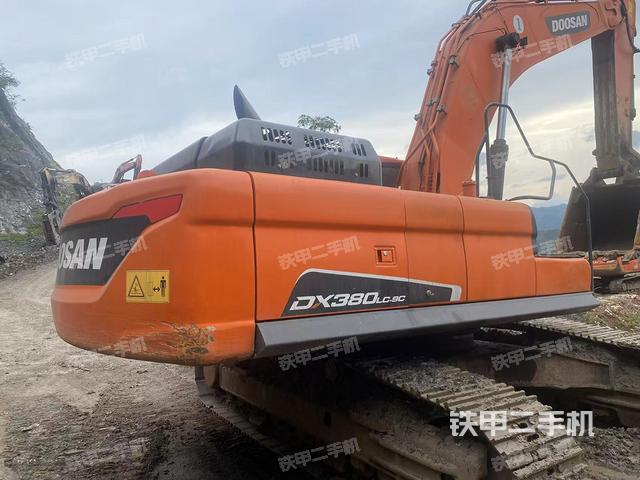 整機右后45°（整機外觀）