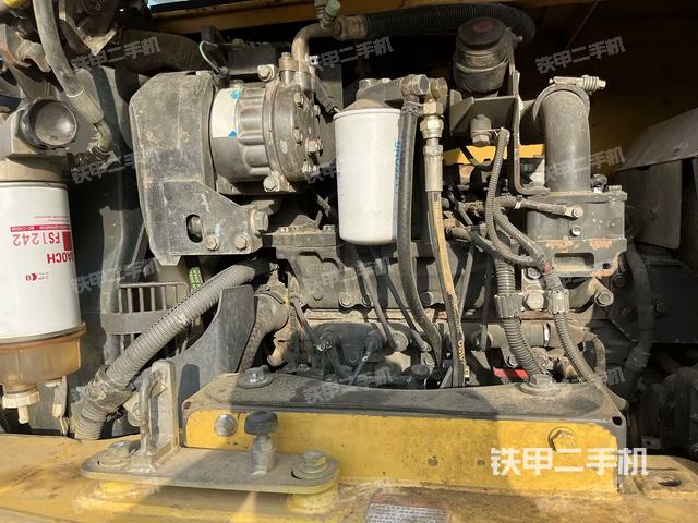 发动机整体俯视（整机外观）