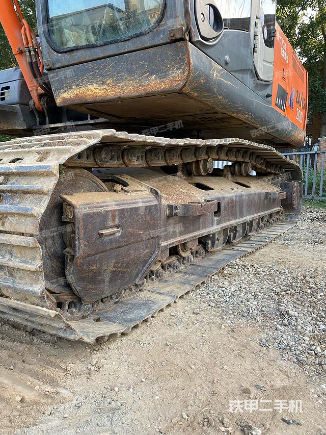 单侧履带整体（整机外观）