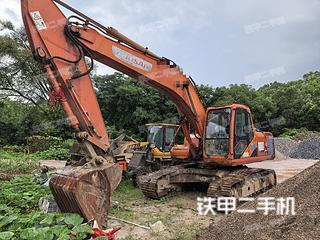斗山DH220LC-7挖掘機(jī)實(shí)拍圖片