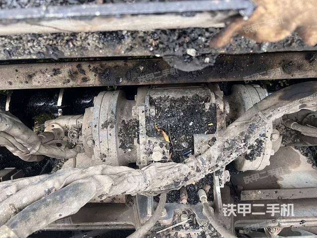 工作装置3（工作装置）