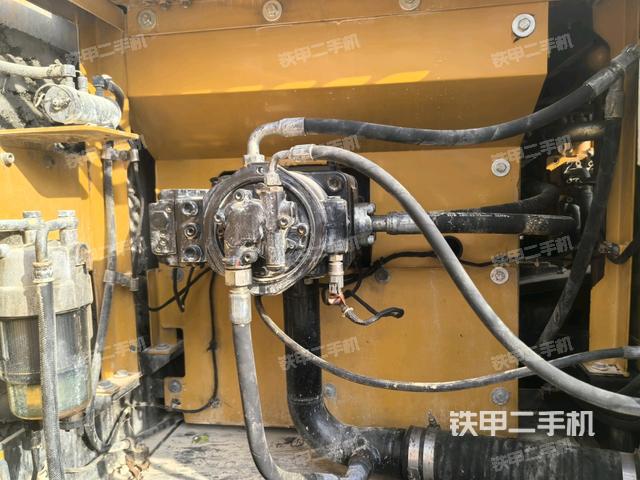 液压泵斜45 左(大件舱室) 液压泵斜45 左(大件舱室)