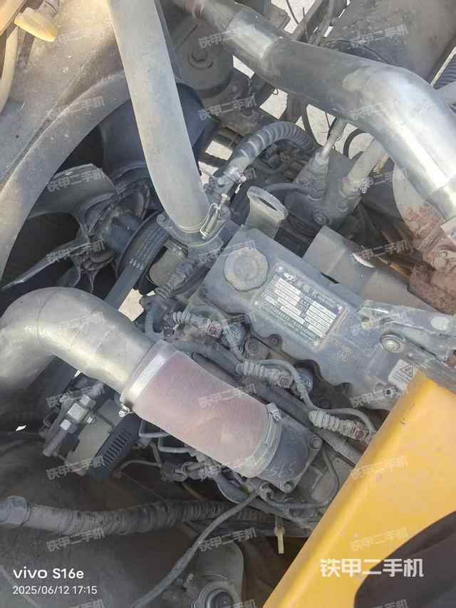 发动机整体俯视（整机外观）