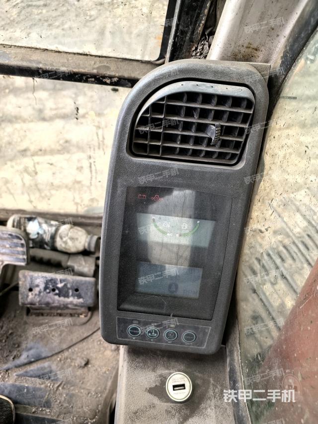 显示屏 （驾驶室部分）