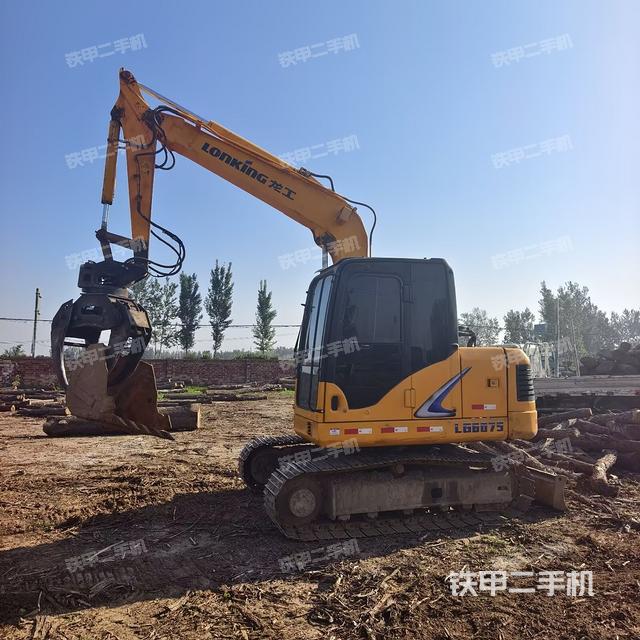 龍工LG6075挖掘機(jī)