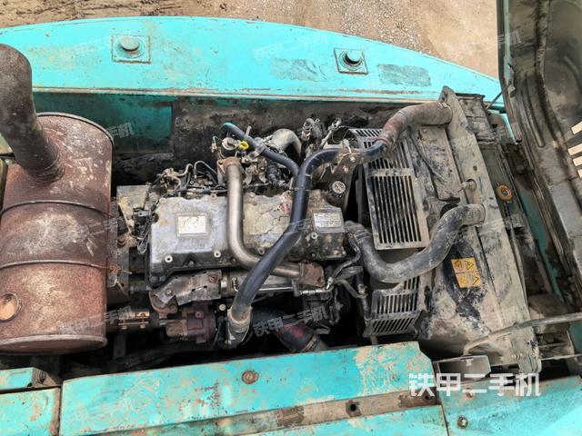 水箱+风扇特写(上车部件) 水箱+风扇特写(上车部件)