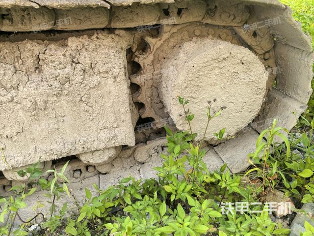 右驱动轮(行走机构) 右驱动轮(行走机构)