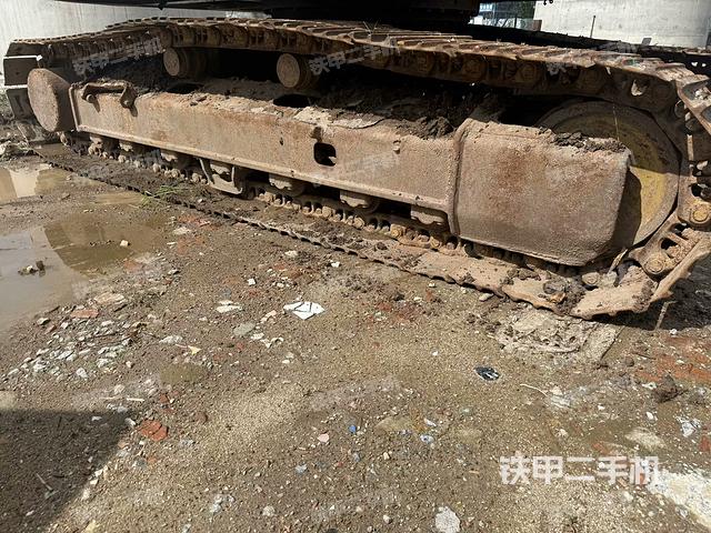 單側(cè)履帶整體（整機(jī)外觀）