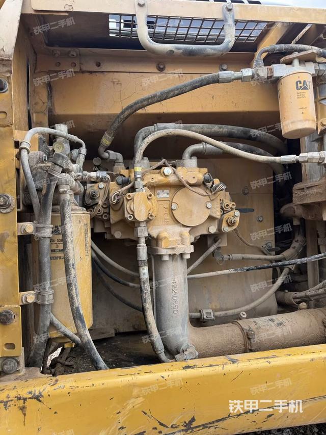 液壓泵斜45?左（大件艙室）