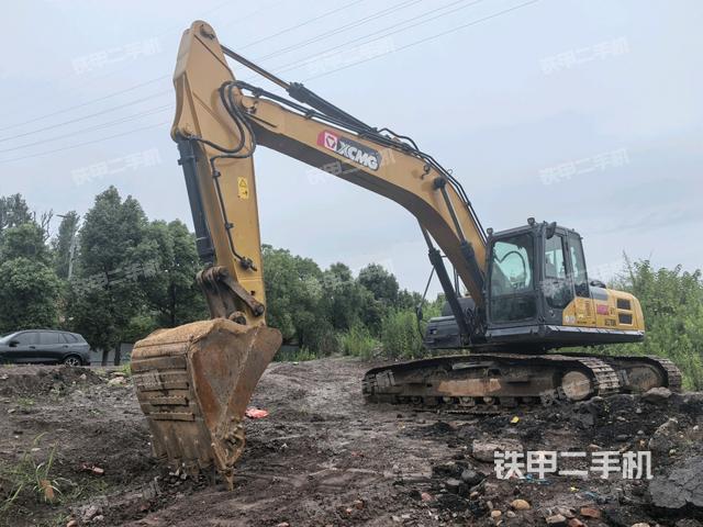 徐工XE270DK挖掘機