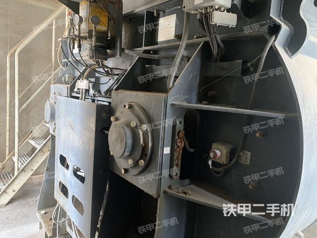 整機左側(cè)（設備外觀及核心部件）