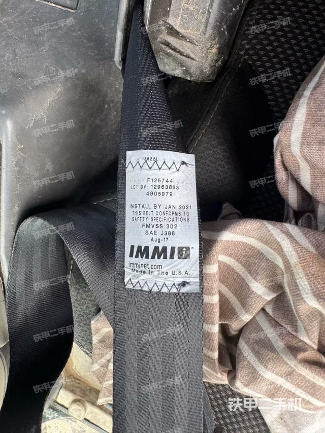 座椅后部（駕駛室部分）