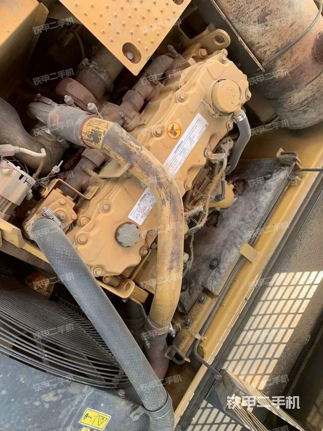 发动机整体俯视（整机外观）