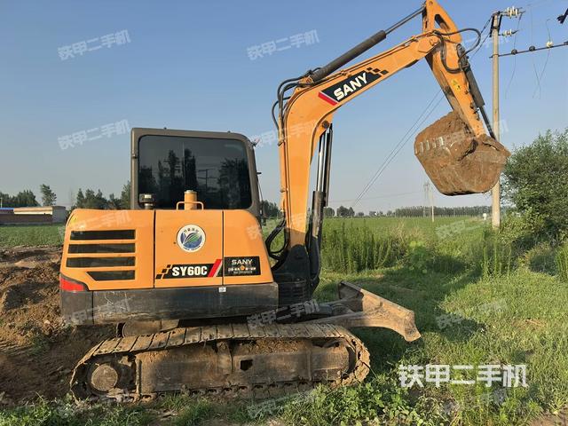 整机右后45°(整机外观) 整机右后45°(整机外观)