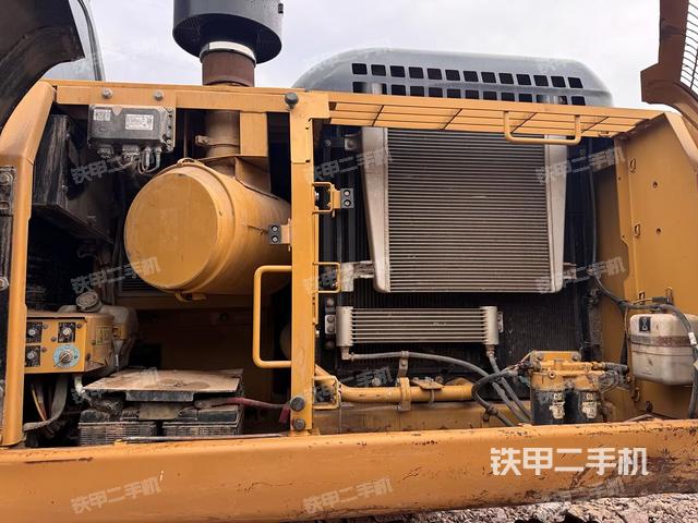 散熱器正面（大件艙室）