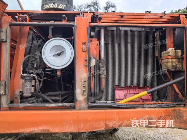散热器正面(大件舱室) 散热器正面(大件舱室)