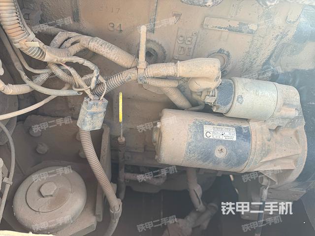 单侧履带整体（整机外观）