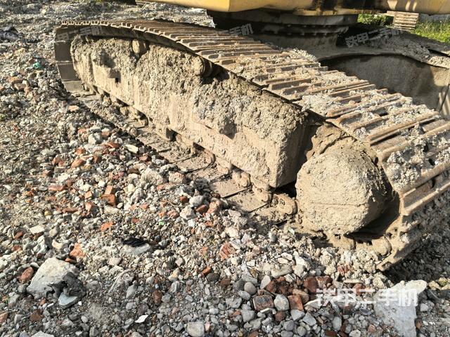 左侧履带整体 (行走机构) 左侧履带整体 (行走机构)