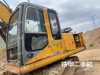 徐工XE215C挖掘機實拍圖片